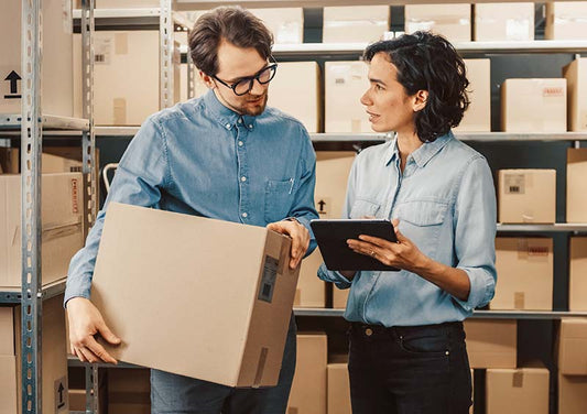 4 Reasons to Buy Lanyards In Bulk