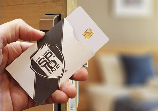 How Badge Holders Can Keep Your Identity Safe While Traveling